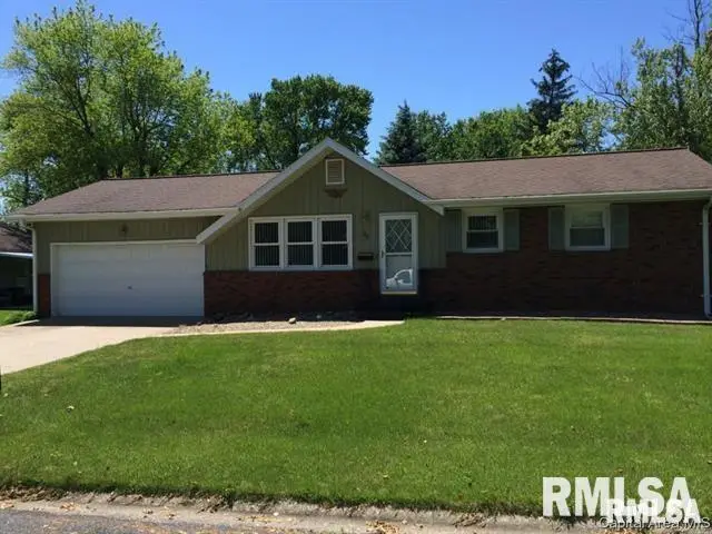 711 Daly Drive, Jacksonville, IL 62650 - Image #1