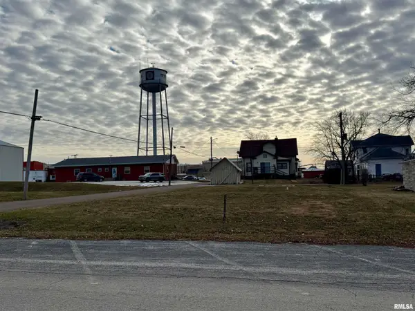 108 W Washington Street, Mt Sterling, IL 62353