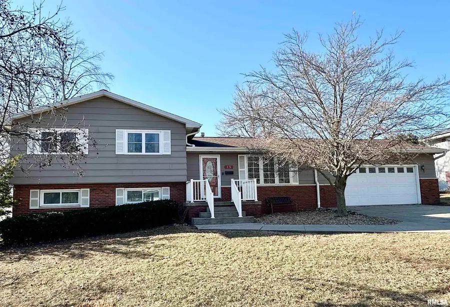 15 E Forest Park Street, Jacksonville, IL 62650 - Image #2