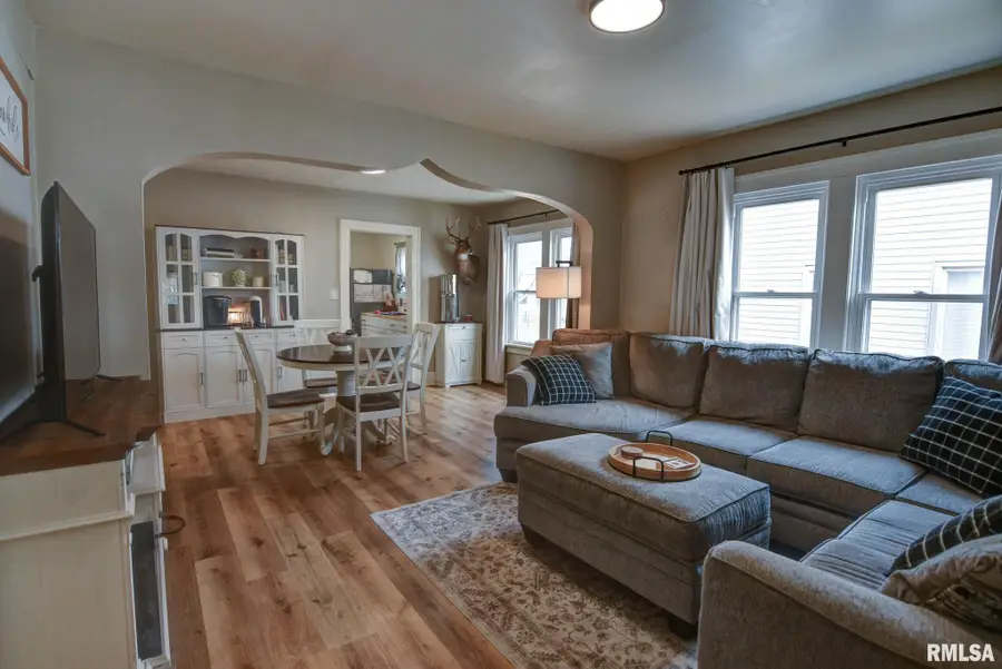 909 W Park Boulevard, Taylorville, IL 62568 - Image #3