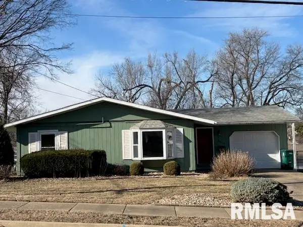 1012 S 15th Street, Quincy, IL 62301