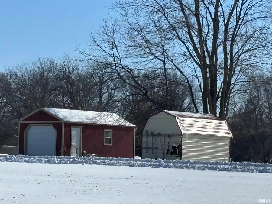 400 W Collins Street, Mendon, IL 62351 - Image #3