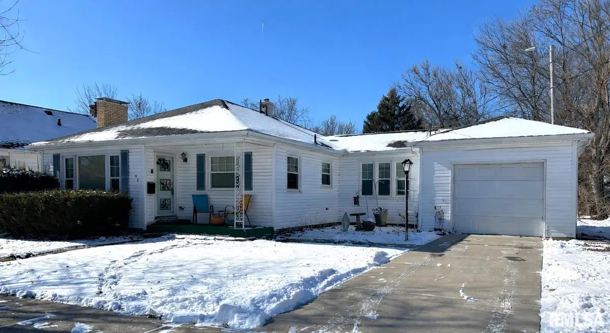 92 Madison Street, Galesburg, IL 61401 - Image #1