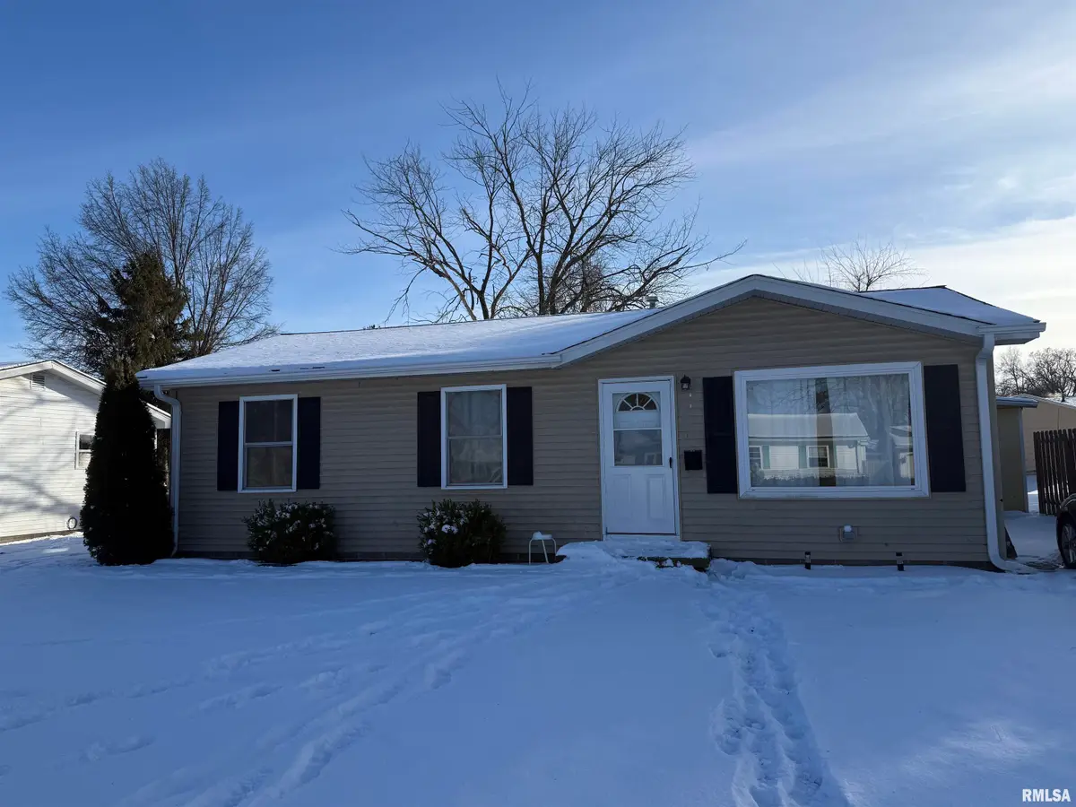 13 Sommerset Drive, Jacksonville, IL 62650 - Image #1