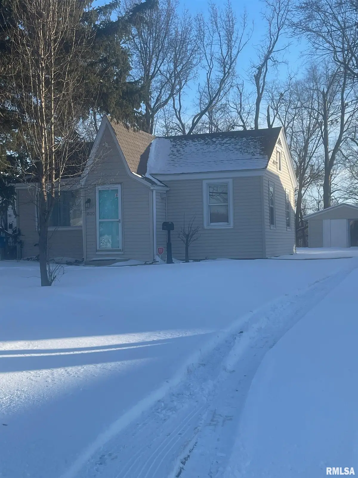 1800 E Stanford Avenue, Springfield, IL 62703 - Image #1