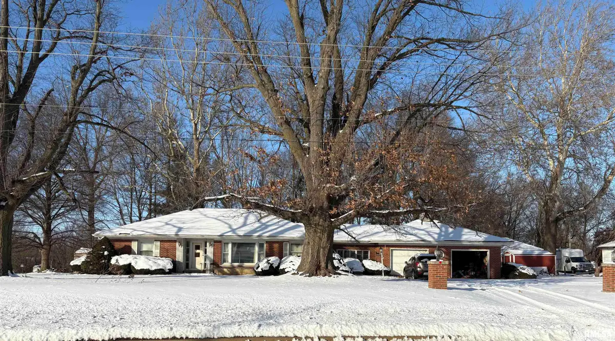 1038 E Morton Avenue, Jacksonville, IL 62650 - Image #1