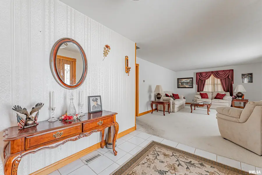 76 Nolen Drive, Decatur, IL 62521 - Image #3