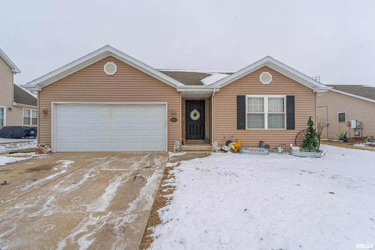 2904 Breezewood Boulevard, Bloomington, IL 61704 - Image #1