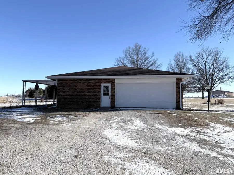 107 Hinchliff Street, Rio, IL 61472 - #2