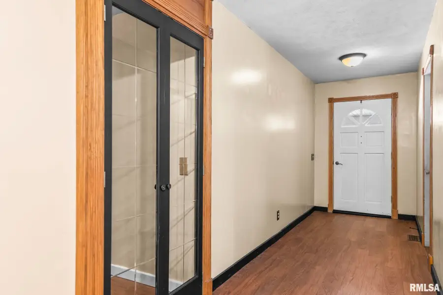 509 Wingate Drive, Sherman, IL 62684 - Image #3