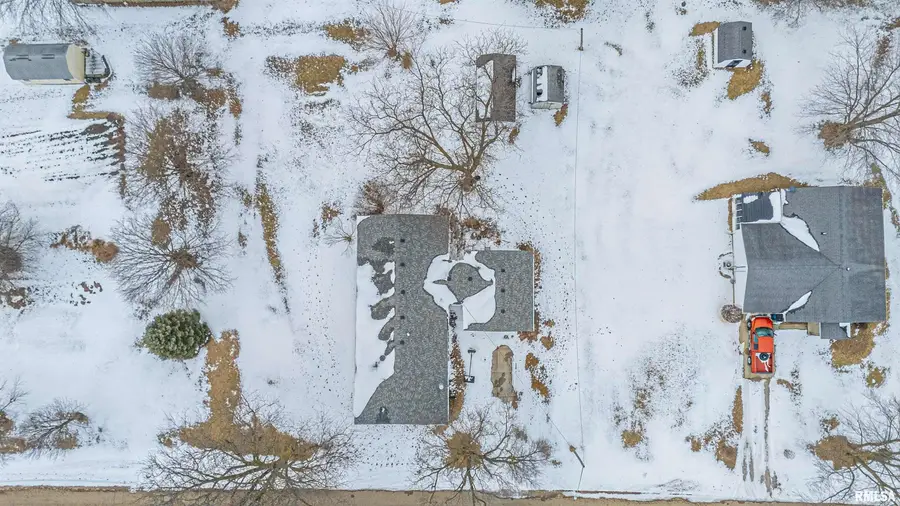 707 NE 1st Street, Atlanta, IL 61723 - Image #3