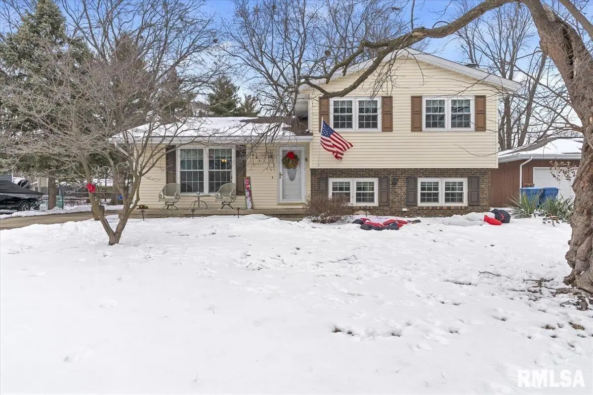 631 Hackberry Road, Chatham, IL 62629 - Image #1