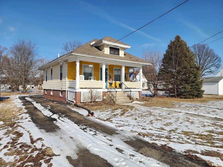 857 E 4th Street, Galesburg, IL 61401 - Image #3