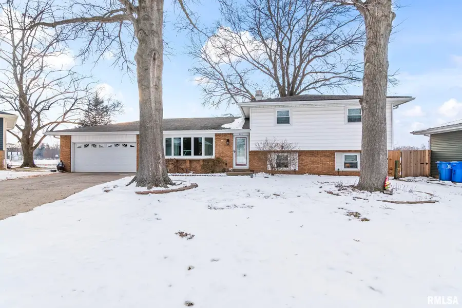 403 Rainbow Drive, Athens, IL 62613 - #2
