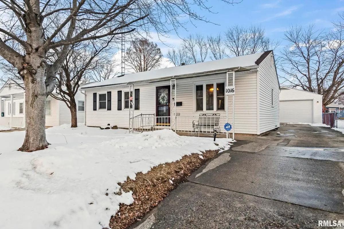 1016 Johnson Lane, Springfield, IL 62702 - #1