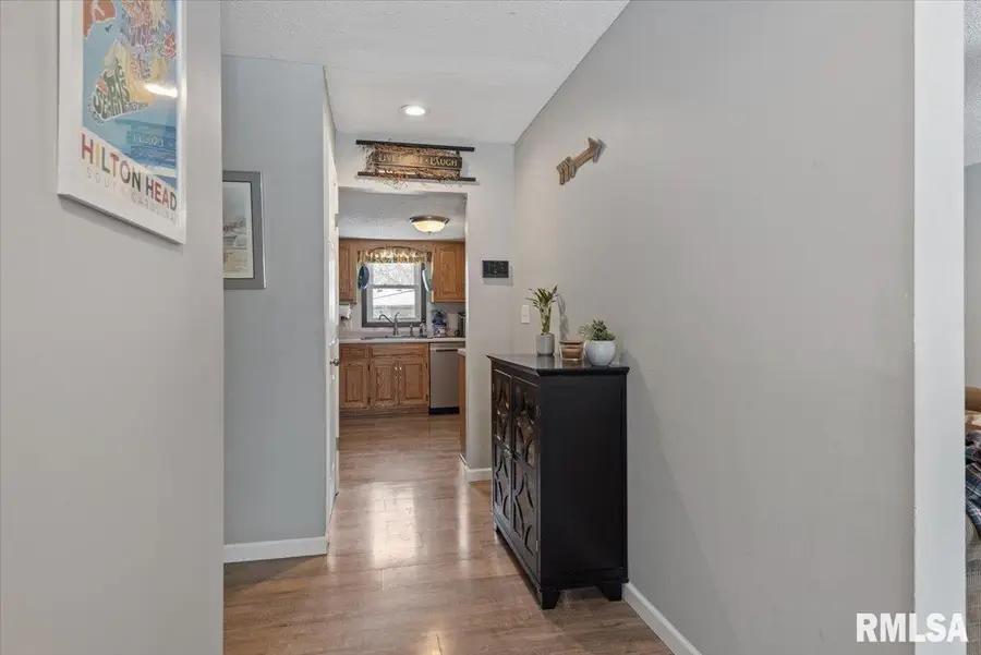 3304 Ellendale Drive, Springfield, IL 62704 - #3