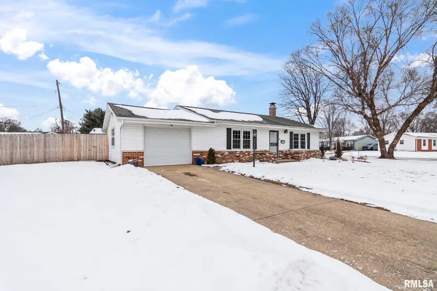 141 Archer Avenue, Springfield, IL 62704 - #3