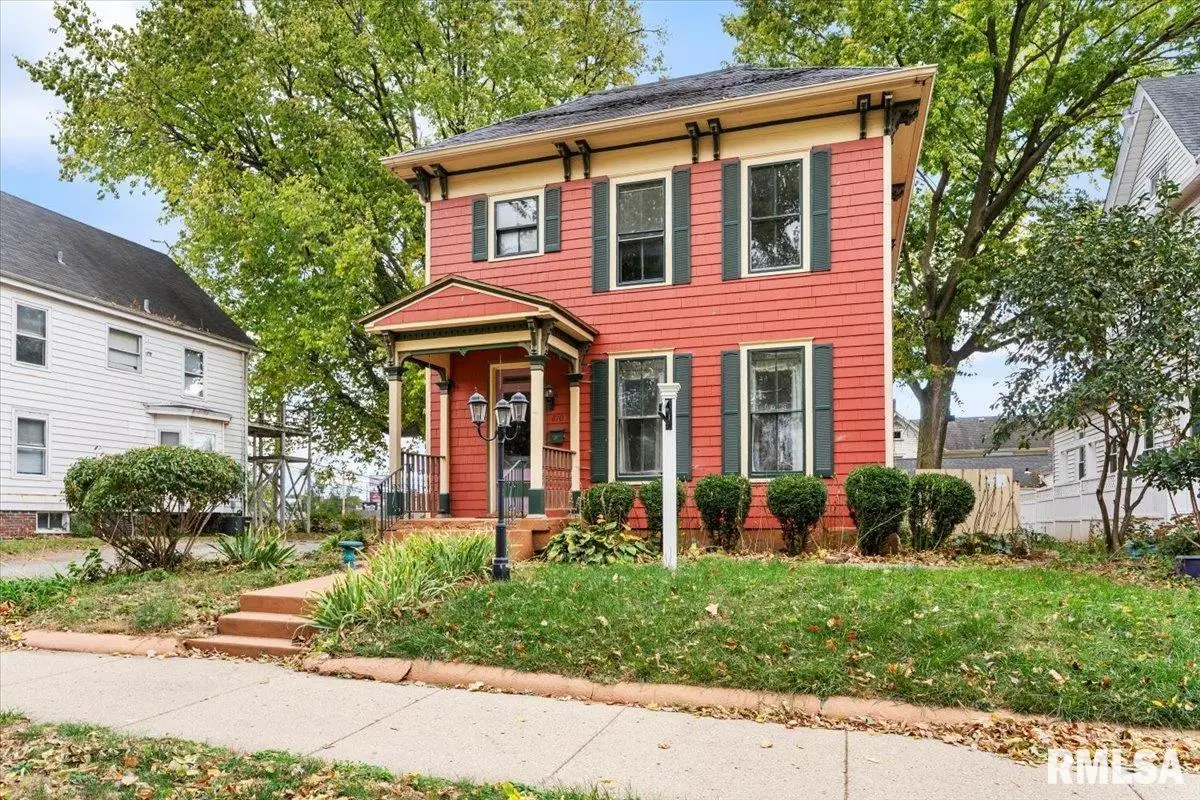 810 E Edwards Street, Springfield, IL 62703 - #1