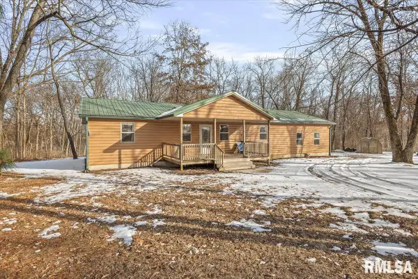 26438 Lake Pittsfield Drive, Pittsfield, IL 62363