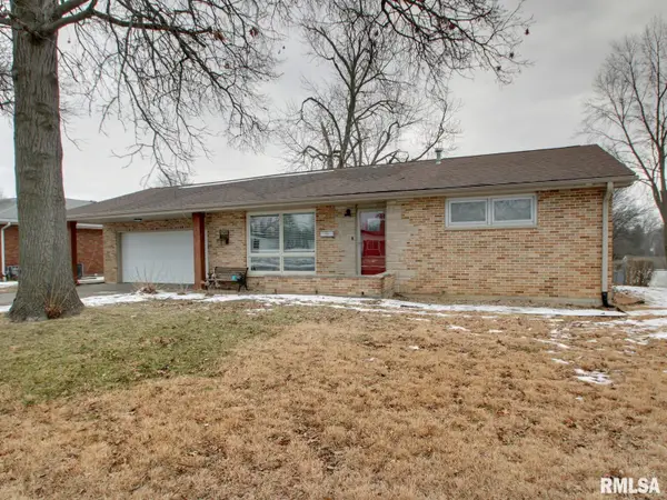 1213 S 24th Street, Quincy, IL 62301