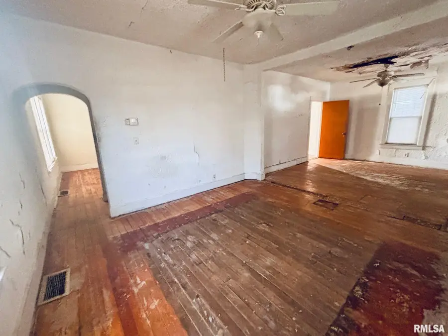 2346 N 15th Street, Springfield, IL 62702 - #2