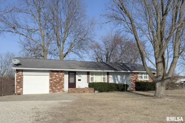 905 W Palmer Street, Abingdon, IL 61410