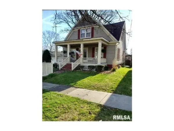 110 S Blair Street, Virden, IL 62690