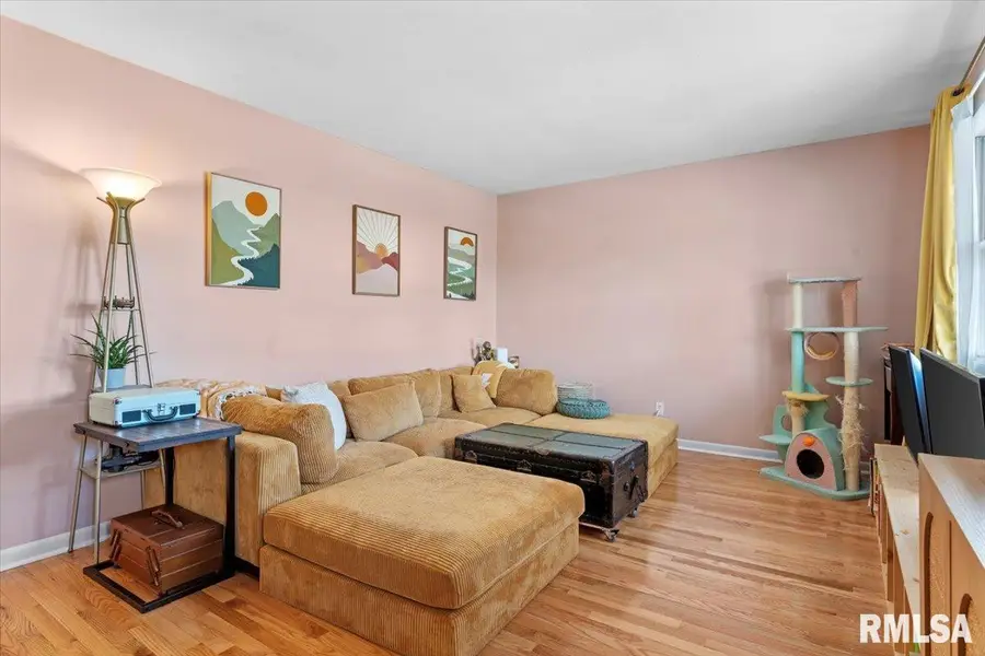 2272 E Black Avenue, Springfield, IL 62702 - #2