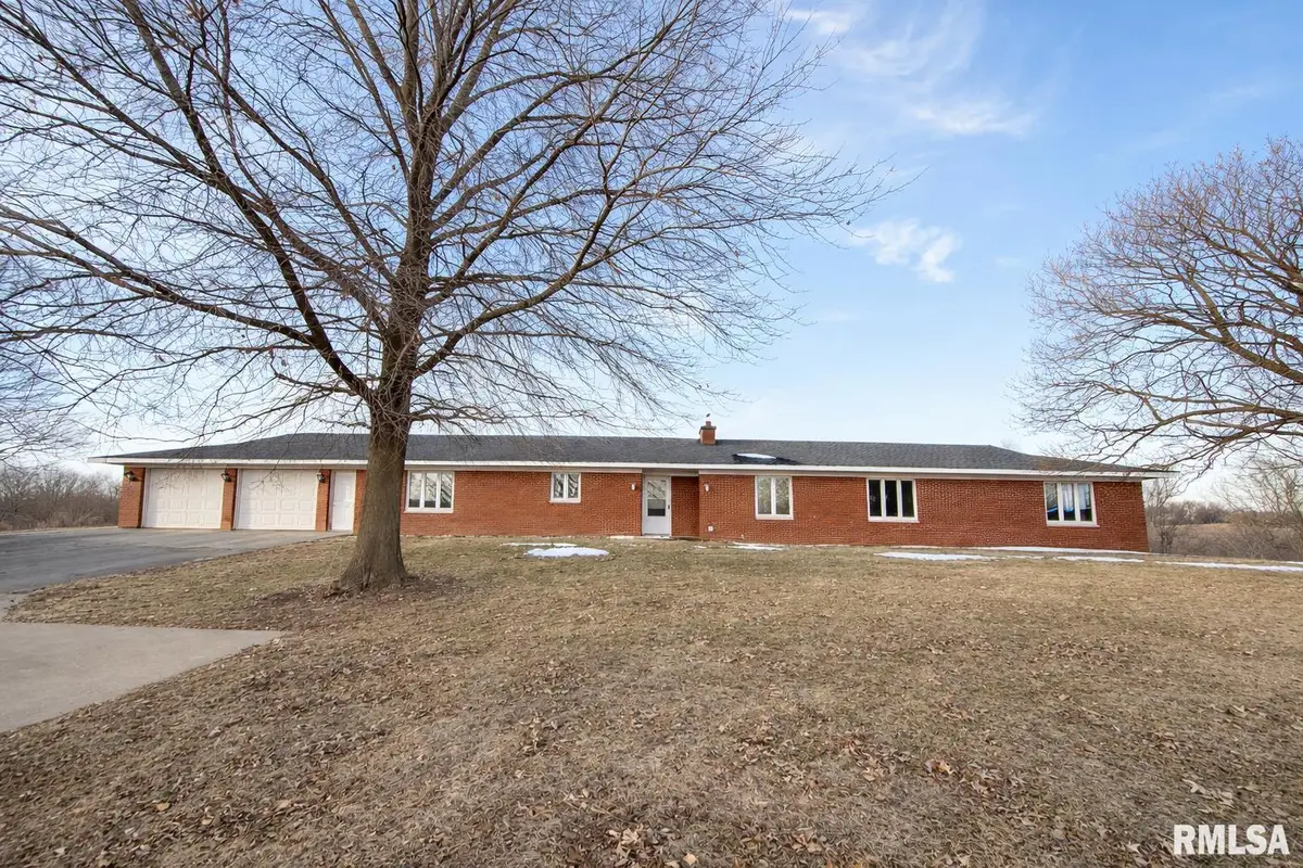 31635 Lynn Road, Oakford, IL 62673 - #1