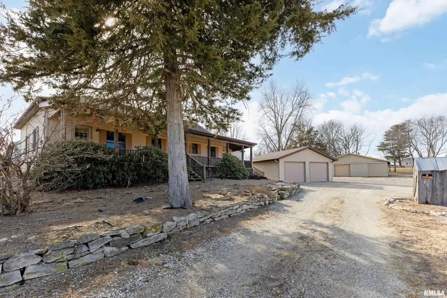 409 N Main Street, Payson, IL 62360 - #2