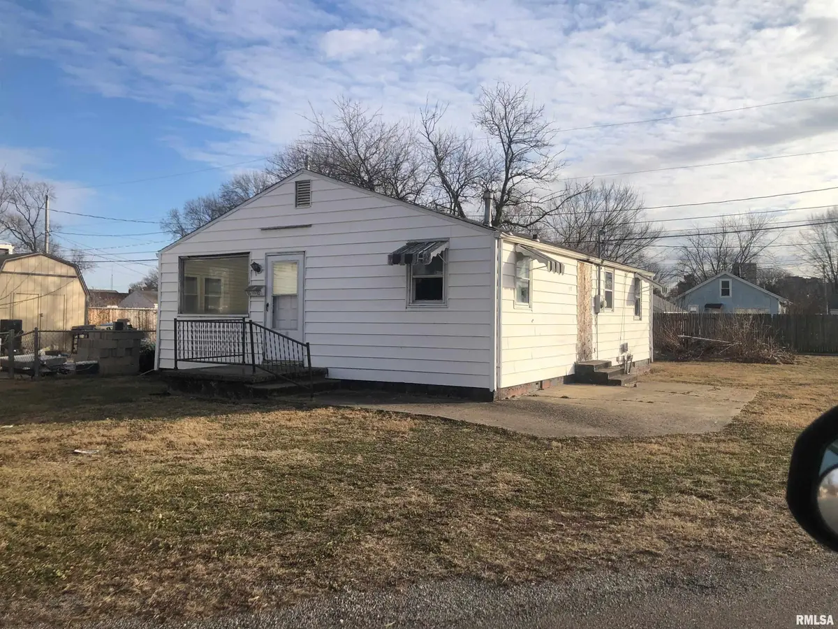 1512 E Watch Avenue, Springfield, IL 62702 - #1