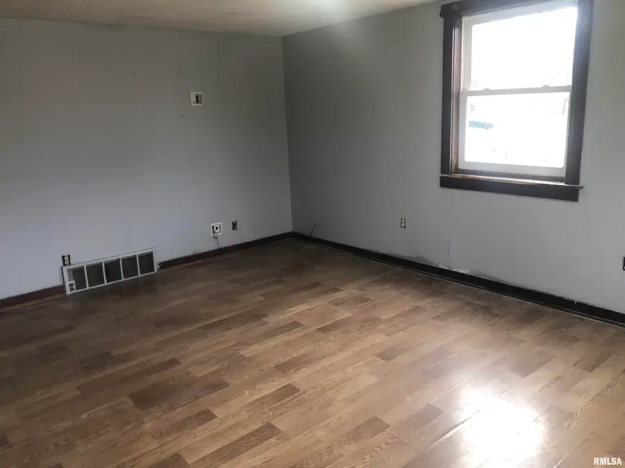 2800 E Keys Avenue, Springfield, IL 62702 - #2