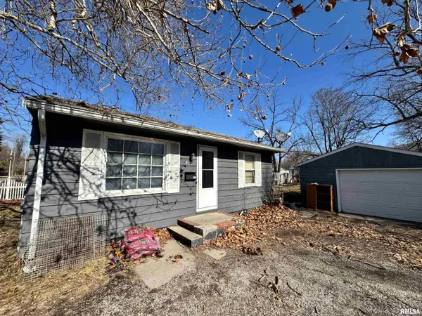 826 N East Street, Jacksonville, IL 62650