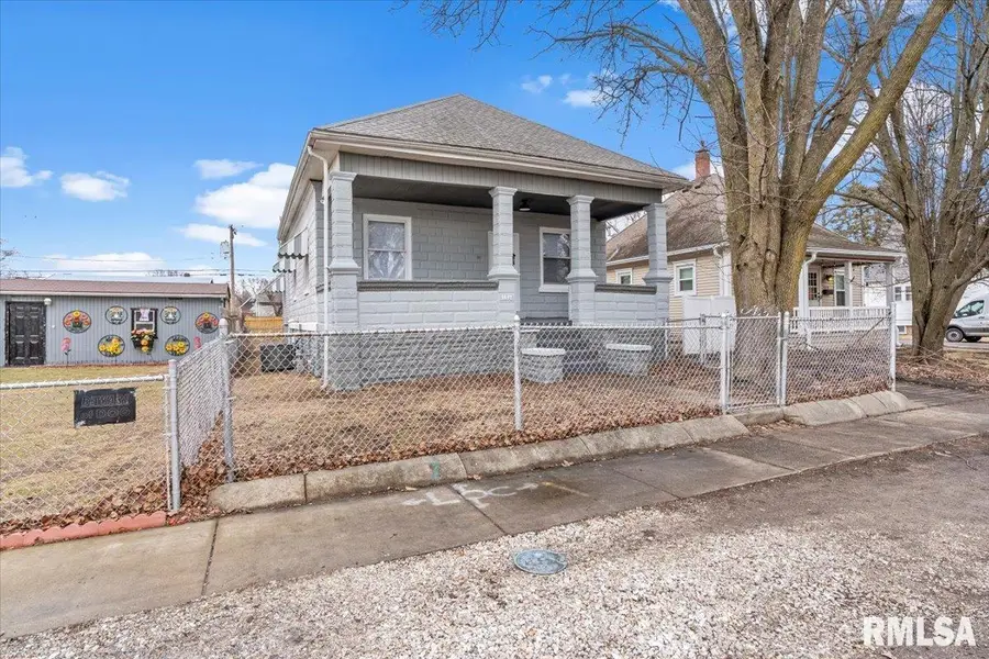 1617 Cummins Avenue, Springfield, IL 62702 - #3