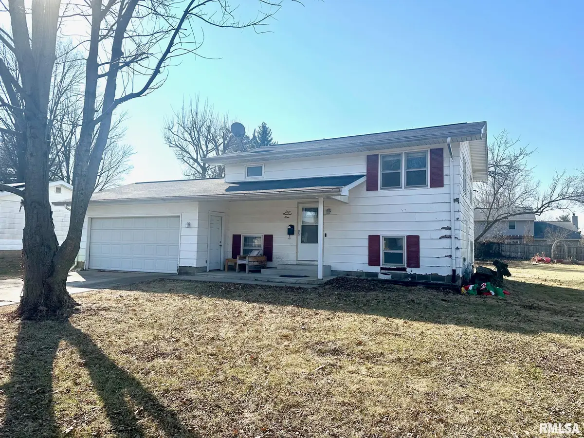 309 Brookside Drive, Jacksonville, IL 62650 - #1