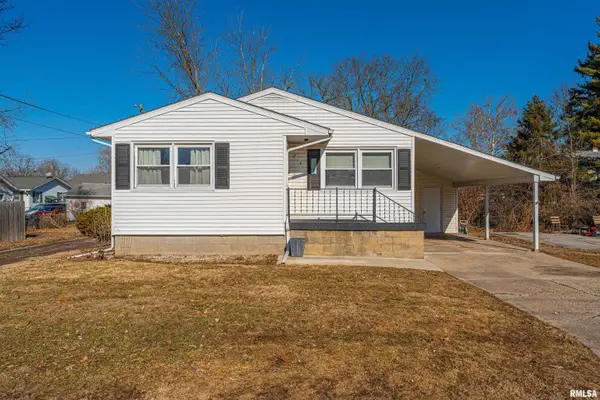 218 18th Street, Lincoln, IL 62656