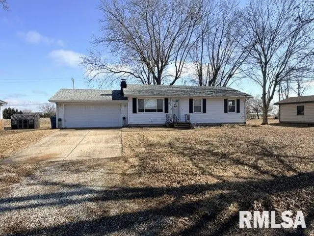 10 Walberta Drive, Rochester, IL 62563 - #1