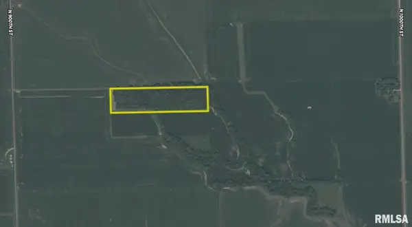 N 900th Street, Martinsville, IL 62442