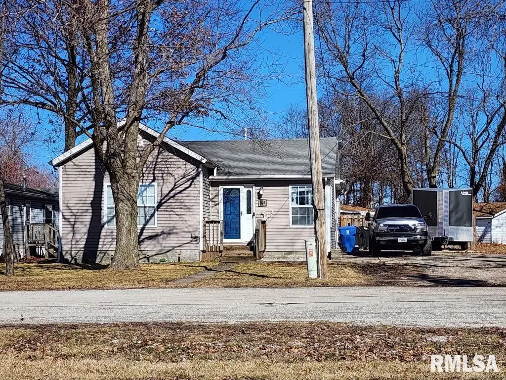 201 E Washington Street, Athens, IL 62613 - #1