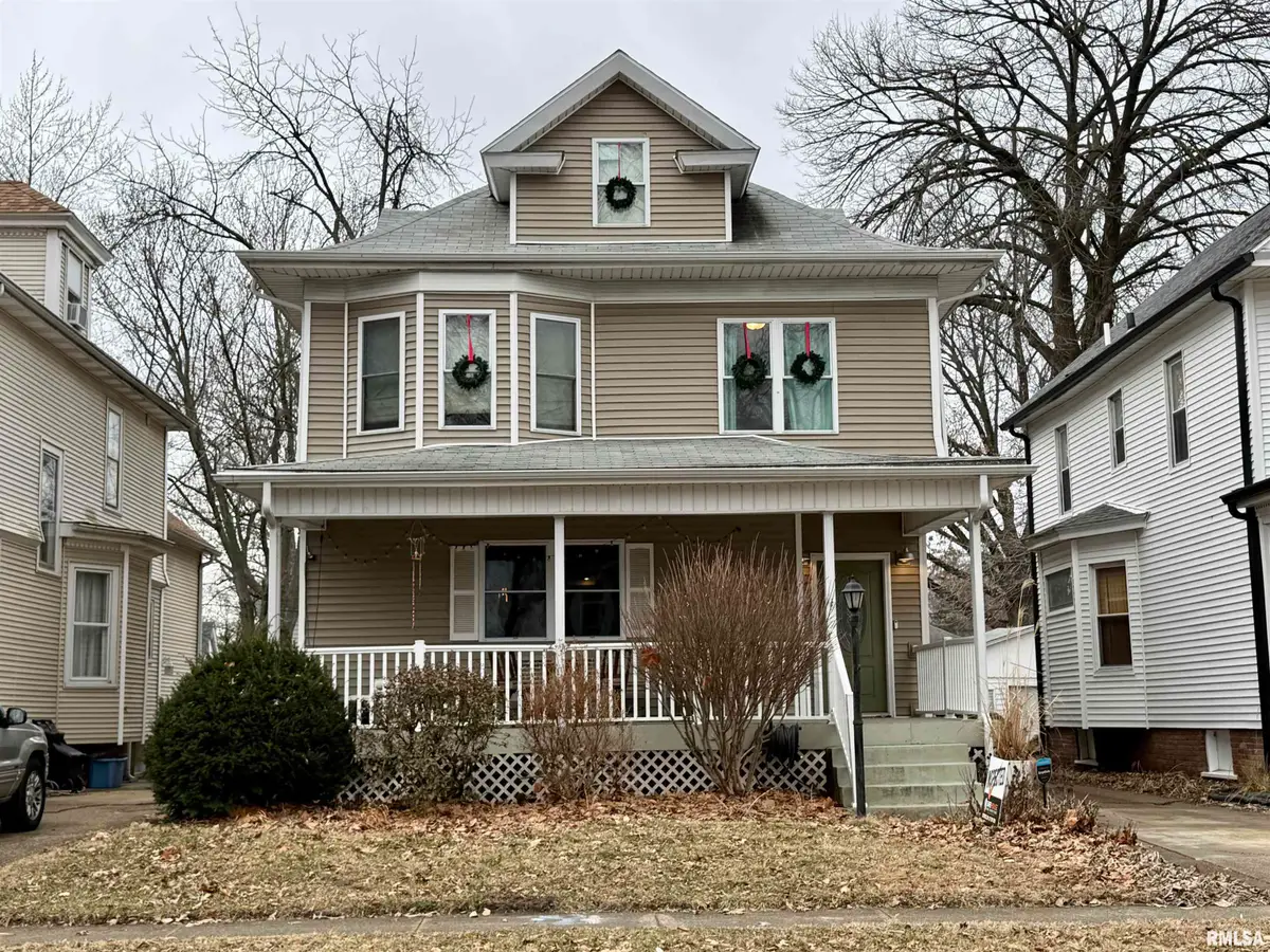 709 S Douglas Avenue, Springfield, IL 62704 - #1