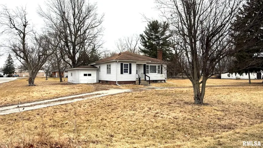 330 E Vine Street, Piper City, IL 60959 - #2