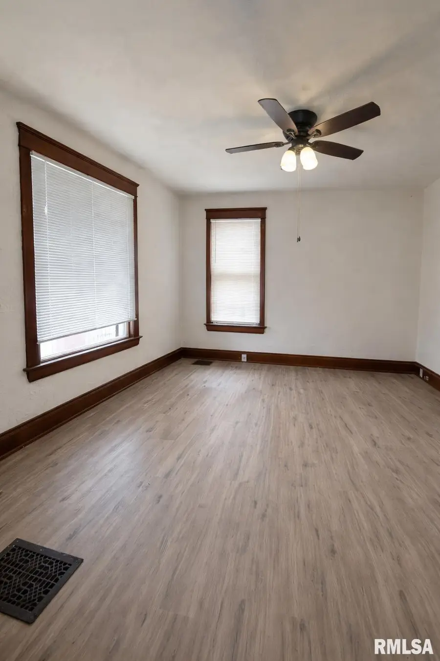 2072 Broadway Street, Quincy, IL 62301 - #2