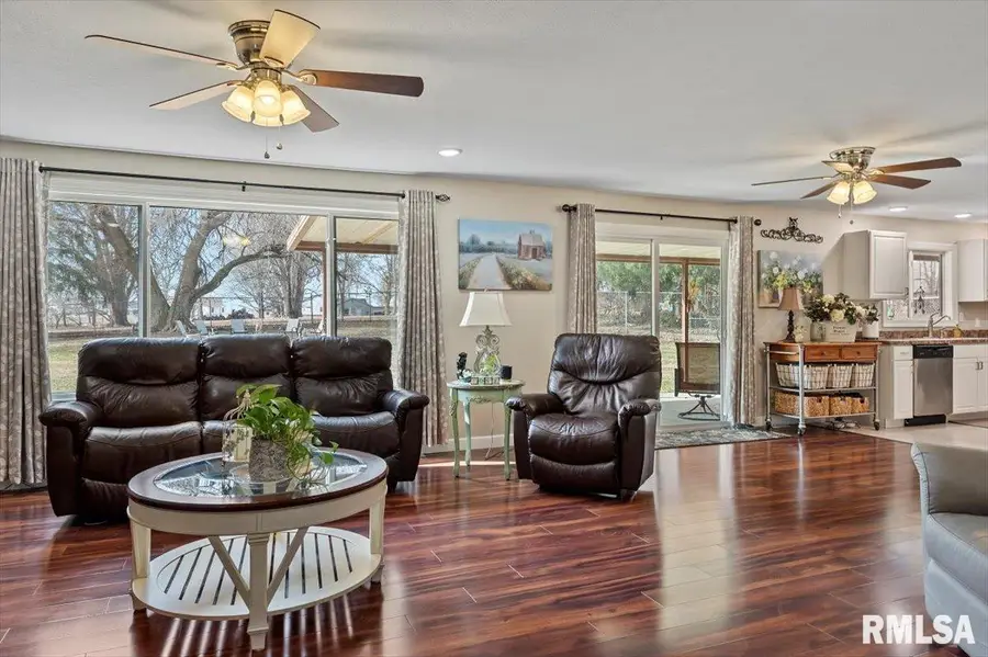 689 S Bradfordton Road, Springfield, IL 62711 - #2