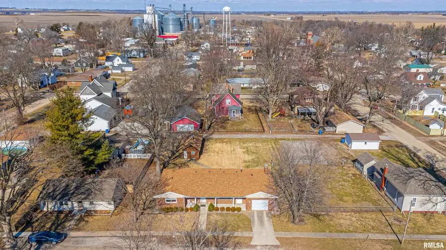 138 E Lincoln Street, Greenview, IL 62642 - #2