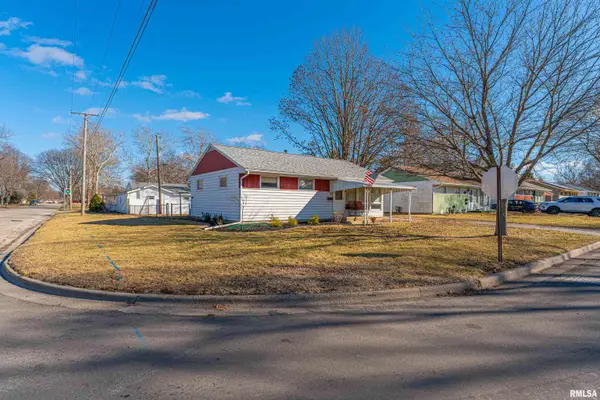 320 N Jefferson Street, Lincoln, IL 62656