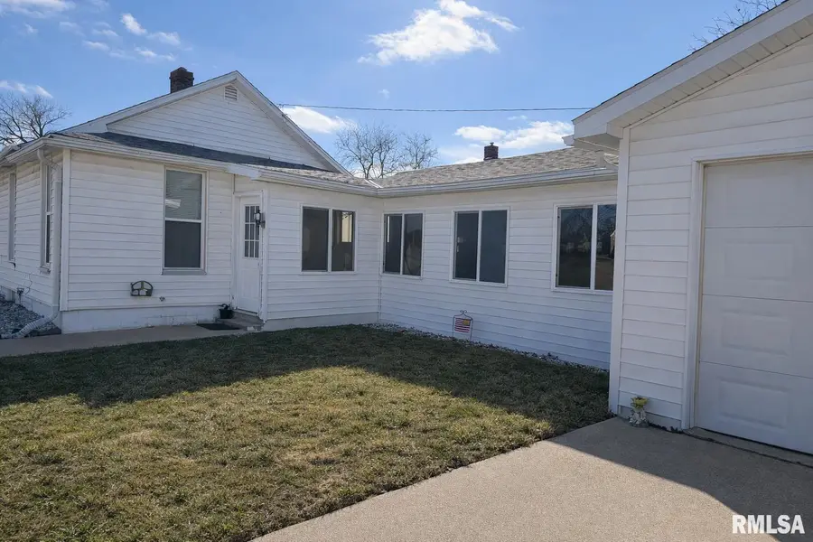 1535 Sycamore Street, Quincy, IL 62301 - #2