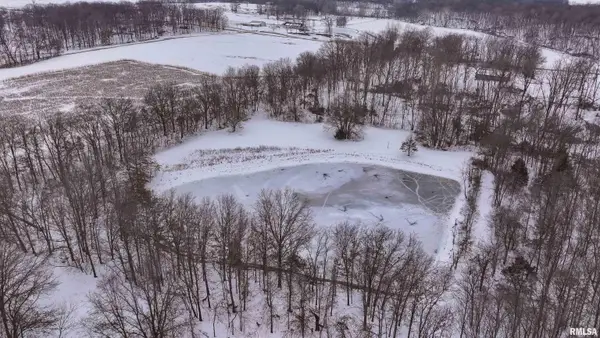 1487 E 2300 N Avenue, Brownstown, IL 62418