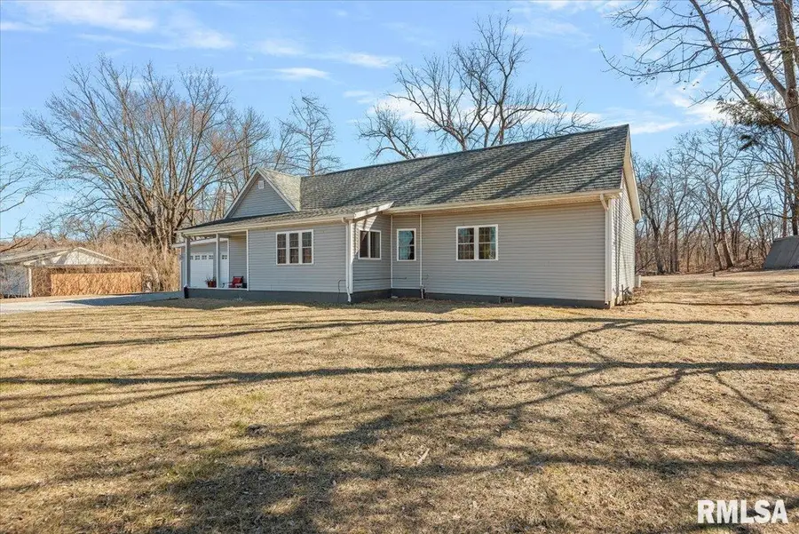 4084 S Primrose Lane, Riverton, IL 62561 - #3