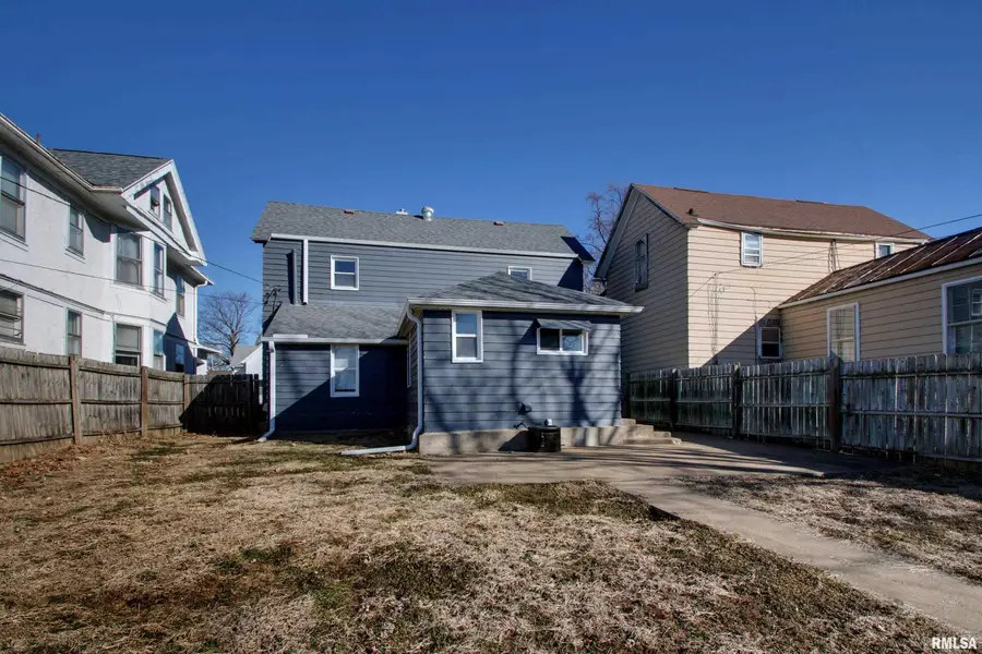 1112 Payson Avenue, Quincy, IL 62301 - #2