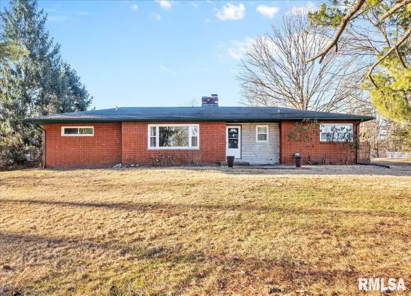 4216 Old Jacksonville Road, Springfield, IL 62711